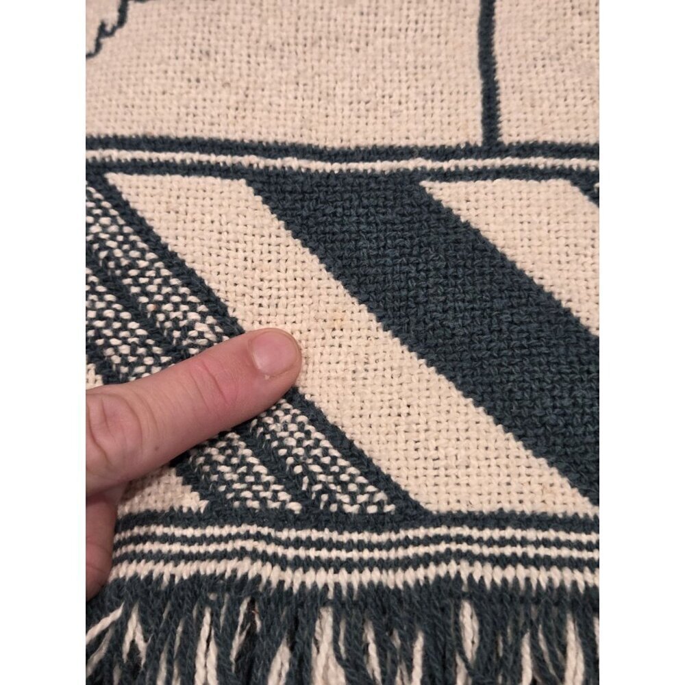 Vtg Christmas Woven Tapestry Throw Blanket With Fringes Reversible 47x71 - Picture 10 of 10